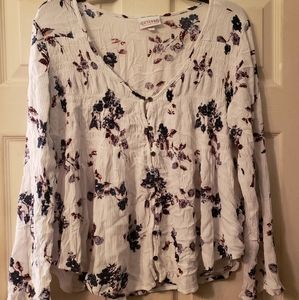 SHYANNE brand dressy xl ladies shirt